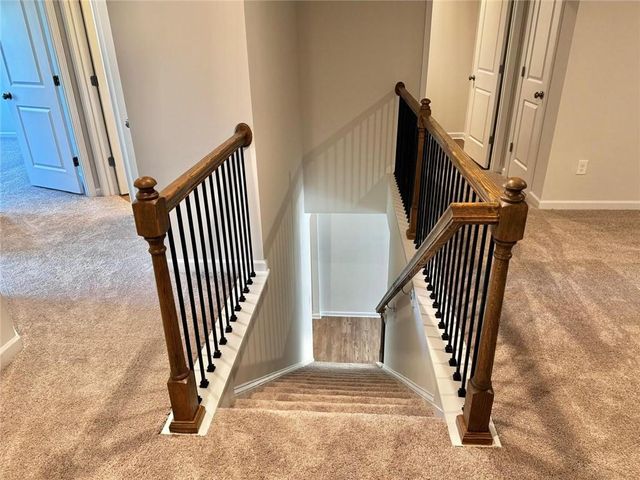 440 Point Place Drive, Loganville, GA 30052