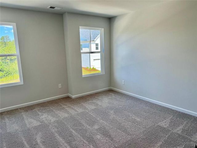 440 Point Place Drive, Loganville, GA 30052