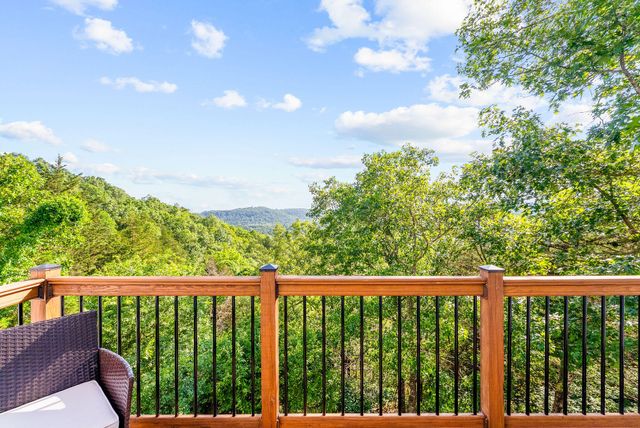 2505 Talking Rocks Road, Branson West, MO 65737