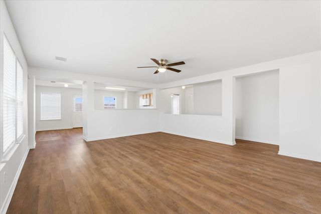 4715 Bentonite Boulevard, Baytown, TX 77521