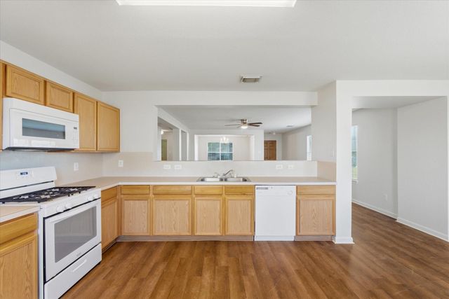 4715 Bentonite Boulevard, Baytown, TX 77521