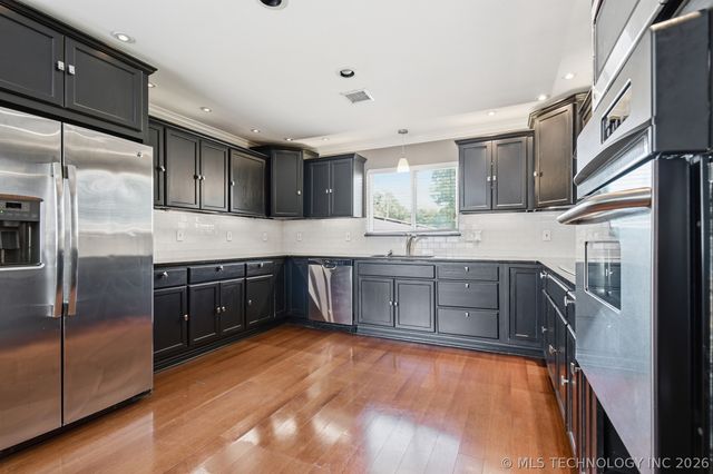 1940 E 50th Place N, Tulsa, OK 74130
