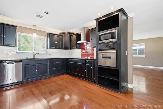 1940 E 50th Place N, Tulsa, OK 74130