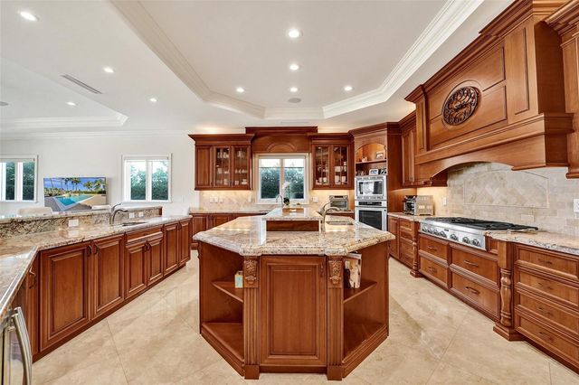 642 Palm Drive, Hallandale Beach, FL 33009