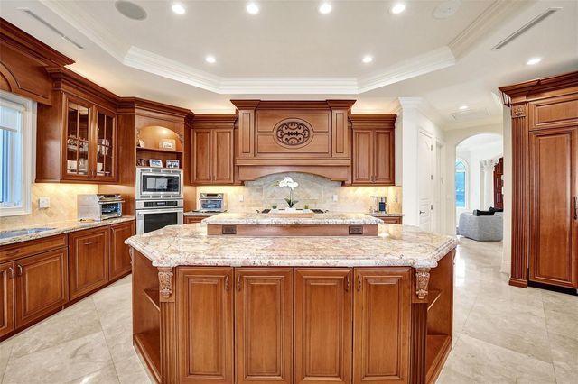 642 Palm Drive, Hallandale Beach, FL 33009