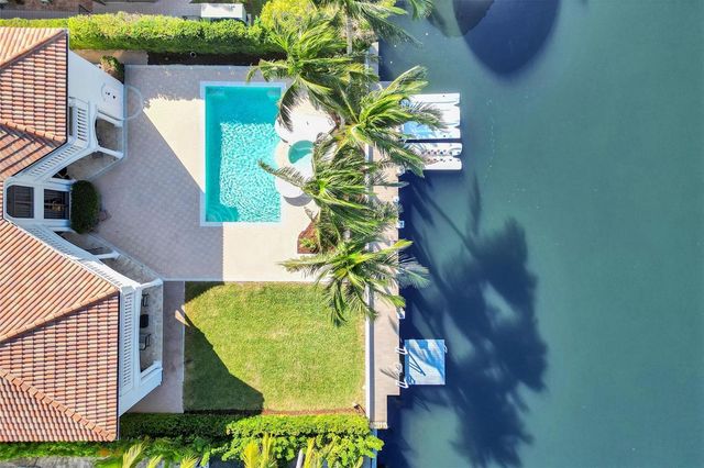 642 Palm Drive, Hallandale Beach, FL 33009