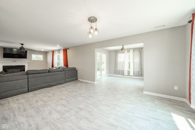 610 Persimmon Pass, Lapel, IN 46051