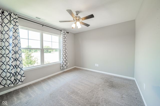 610 Persimmon Pass, Lapel, IN 46051