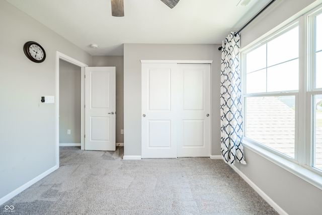 610 Persimmon Pass, Lapel, IN 46051