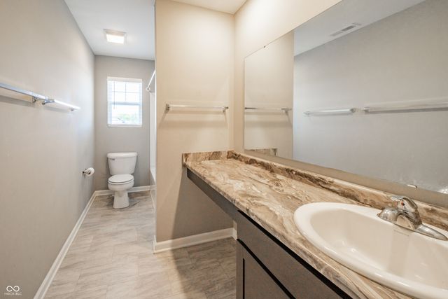 610 Persimmon Pass, Lapel, IN 46051