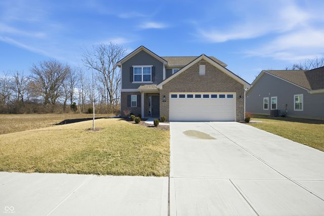 610 Persimmon Pass, Lapel, IN 46051