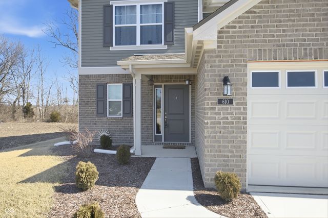 610 Persimmon Pass, Lapel, IN 46051