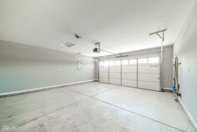 610 Persimmon Pass, Lapel, IN 46051