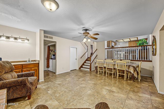3852 E GABLE Avenue, Mesa, AZ 85206