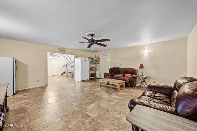 3852 E GABLE Avenue, Mesa, AZ 85206