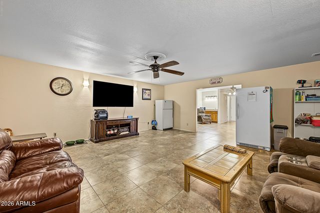 3852 E GABLE Avenue, Mesa, AZ 85206