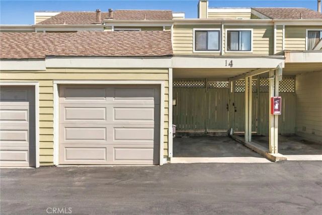 14 Surfside Ct Court, Newport Beach, CA 92663