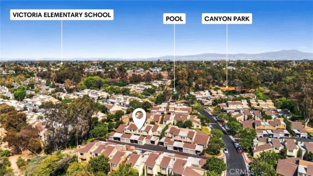 14 Surfside Ct Court, Newport Beach, CA 92663