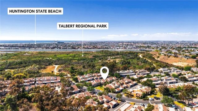 14 Surfside Ct Court, Newport Beach, CA 92663