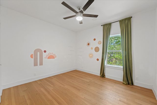 2403 Dathe Street, Dallas, TX 75215