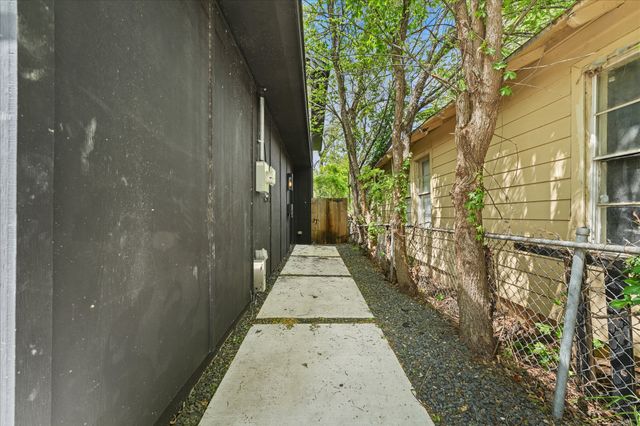 2403 Dathe Street, Dallas, TX 75215