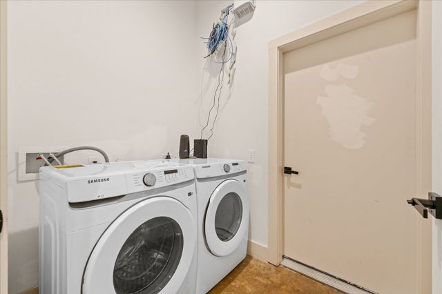 2403 Dathe Street, Dallas, TX 75215