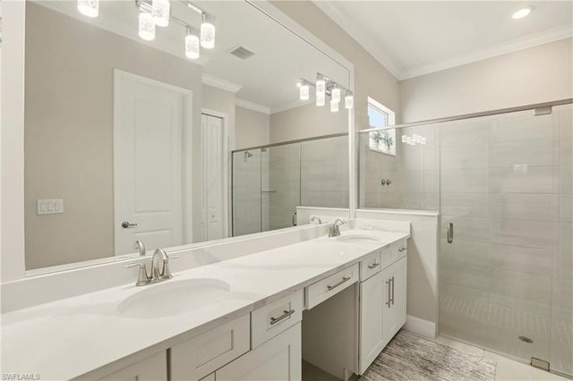 13615 Blue Bay CIR, Fort Myers, FL 33913