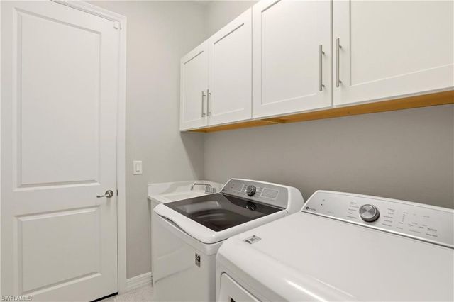 13615 Blue Bay CIR, Fort Myers, FL 33913