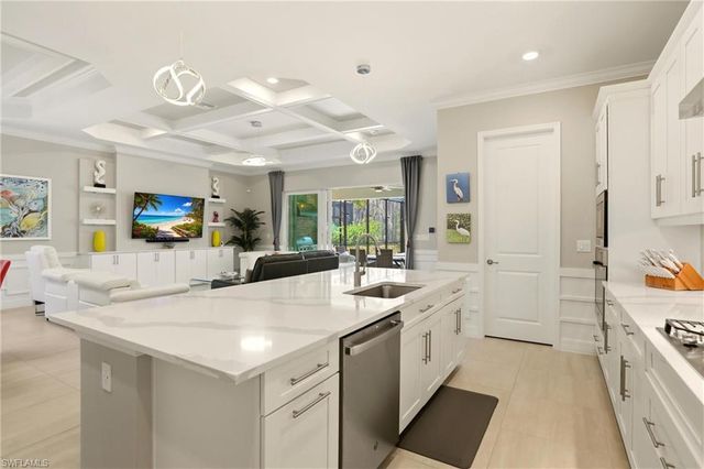 13615 Blue Bay CIR, Fort Myers, FL 33913