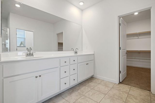 997 Pipit St, Lathrop, CA 95330