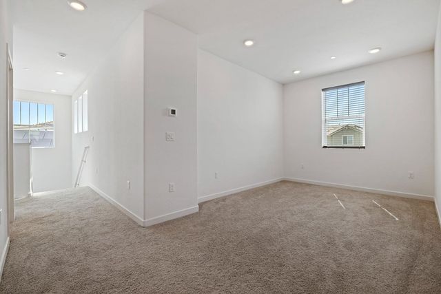 997 Pipit St, Lathrop, CA 95330