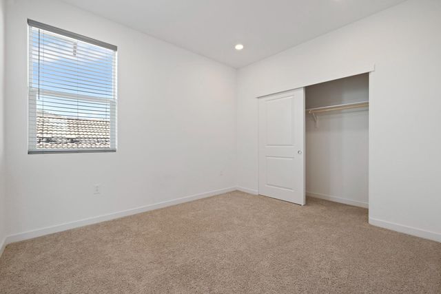 997 Pipit St, Lathrop, CA 95330
