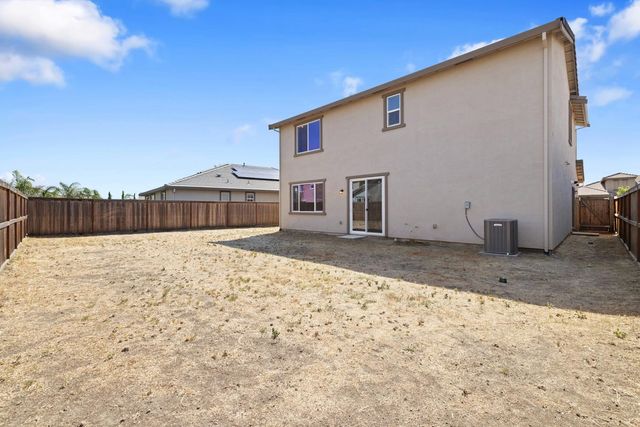997 Pipit St, Lathrop, CA 95330