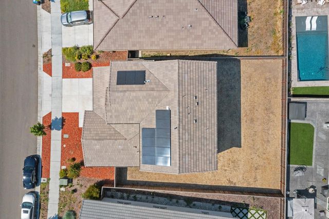 997 Pipit St, Lathrop, CA 95330