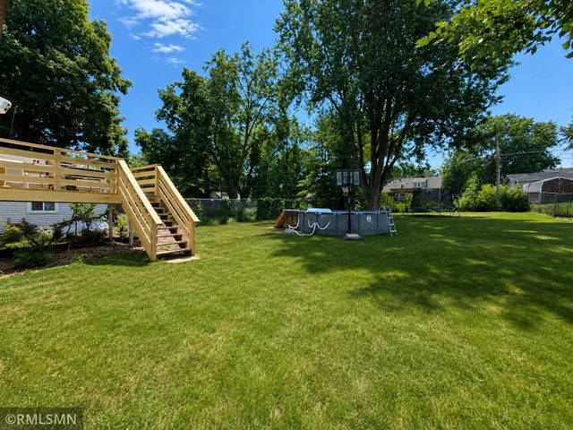 815 10th Street W, Hastings, MN 55033