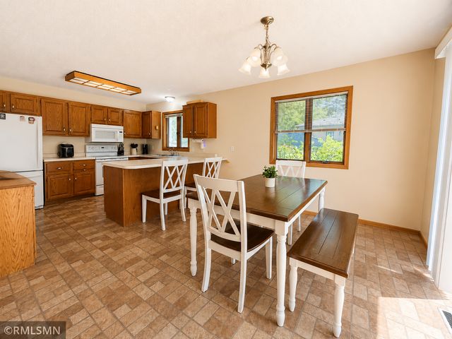 815 10th Street W, Hastings, MN 55033