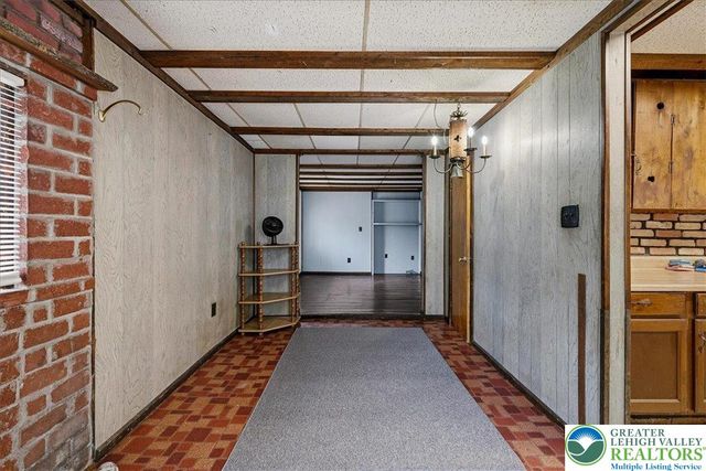 2445 Dornick Road, Middle Smithfield Twp, PA 18302