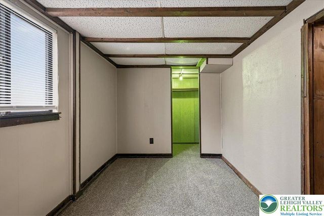 2445 Dornick Road, Middle Smithfield Twp, PA 18302