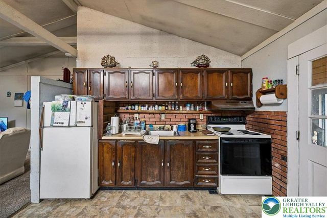 2445 Dornick Road, Middle Smithfield Twp, PA 18302