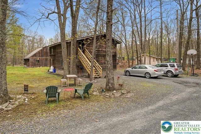 2445 Dornick Road, Middle Smithfield Twp, PA 18302