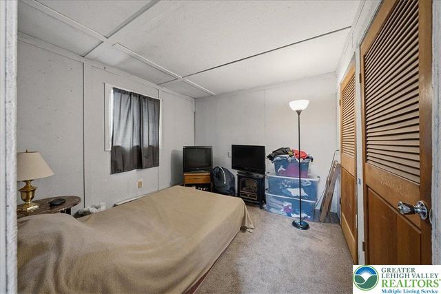 2445 Dornick Road, Middle Smithfield Twp, PA 18302