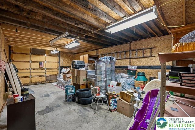 2445 Dornick Road, Middle Smithfield Twp, PA 18302
