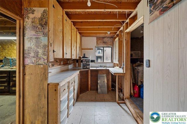 2445 Dornick Road, Middle Smithfield Twp, PA 18302