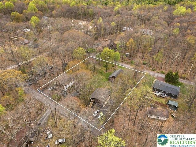2445 Dornick Road, Middle Smithfield Twp, PA 18302
