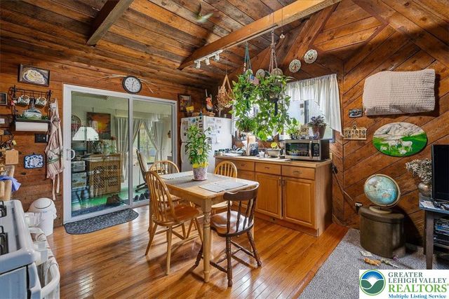 2445 Dornick Road, Middle Smithfield Twp, PA 18302