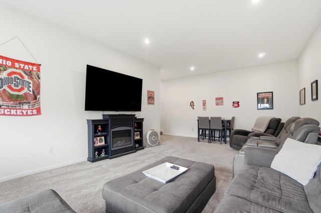 1326 Blueberry, Grove City, OH 43123