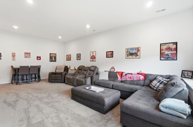 1326 Blueberry, Grove City, OH 43123