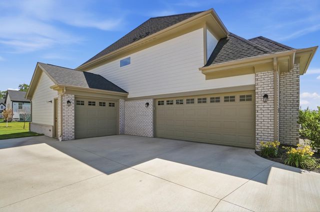 1326 Blueberry, Grove City, OH 43123