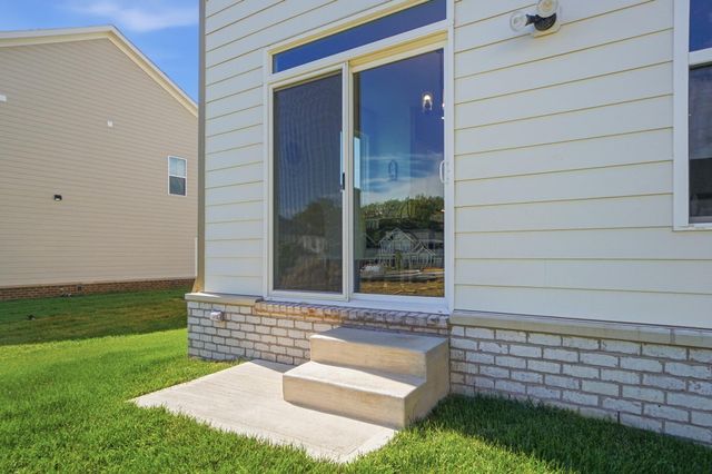 1326 Blueberry, Grove City, OH 43123