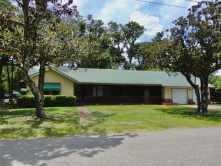 400 N Elm Street, Tomball, TX 77375